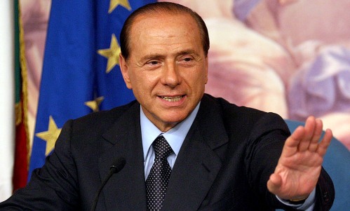 «Berlusconi usa tattica da pantano doroteo»