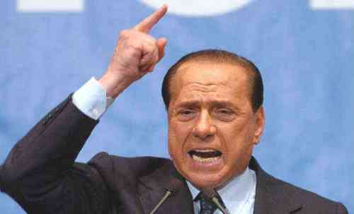 Lasciamo che Berlusconi vaneggi da solo, non cadiamo nel tranello